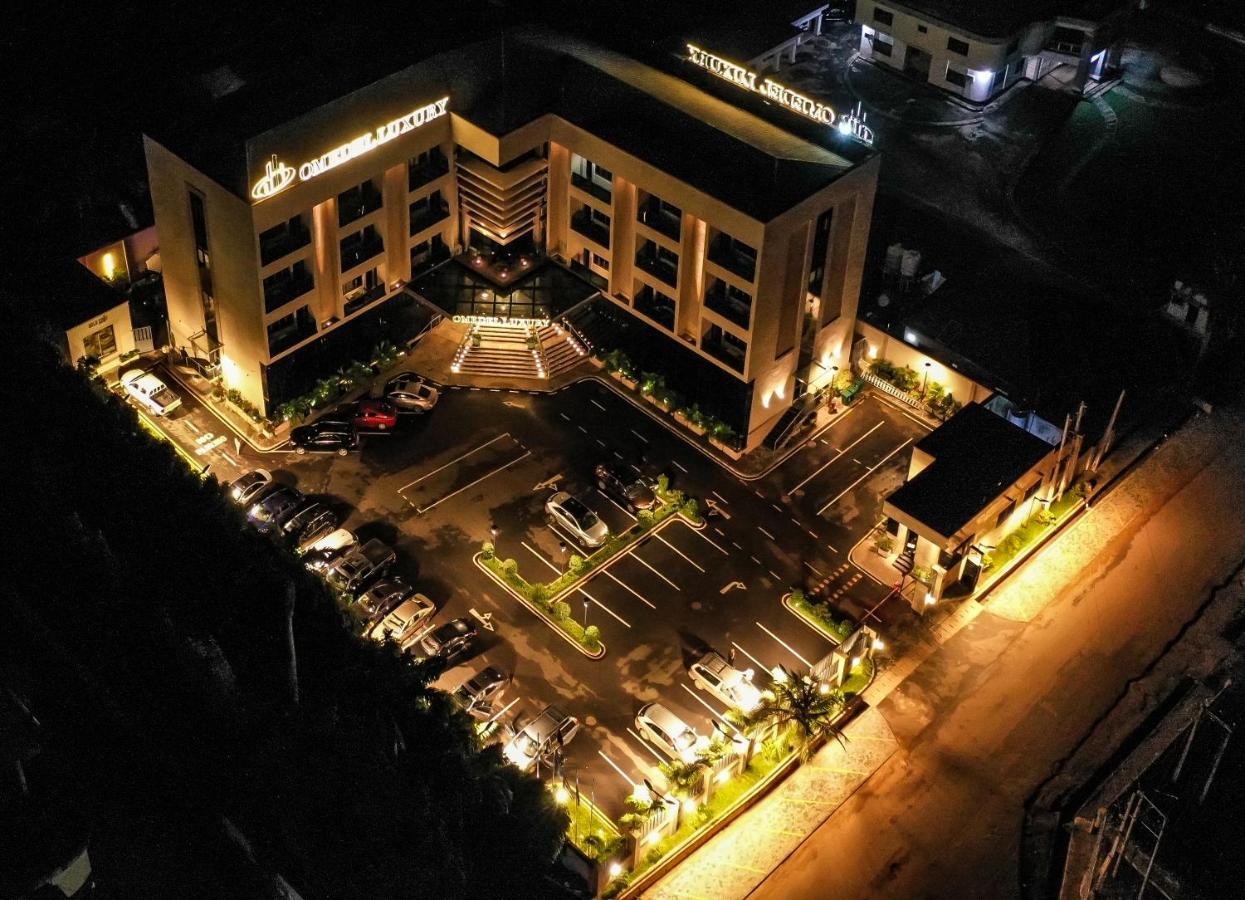 Omedel Luxury Hotel Енугу Екстериор снимка