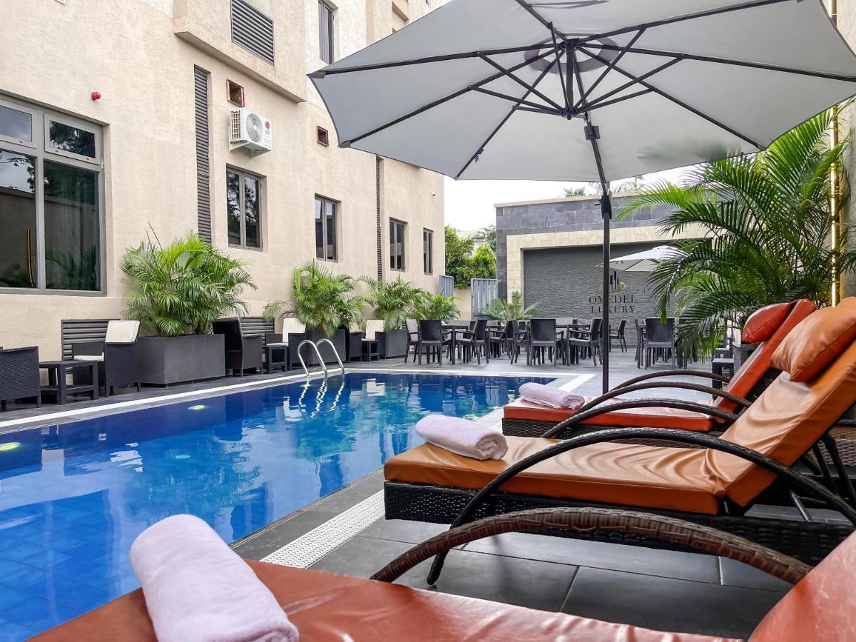 Omedel Luxury Hotel Енугу Екстериор снимка